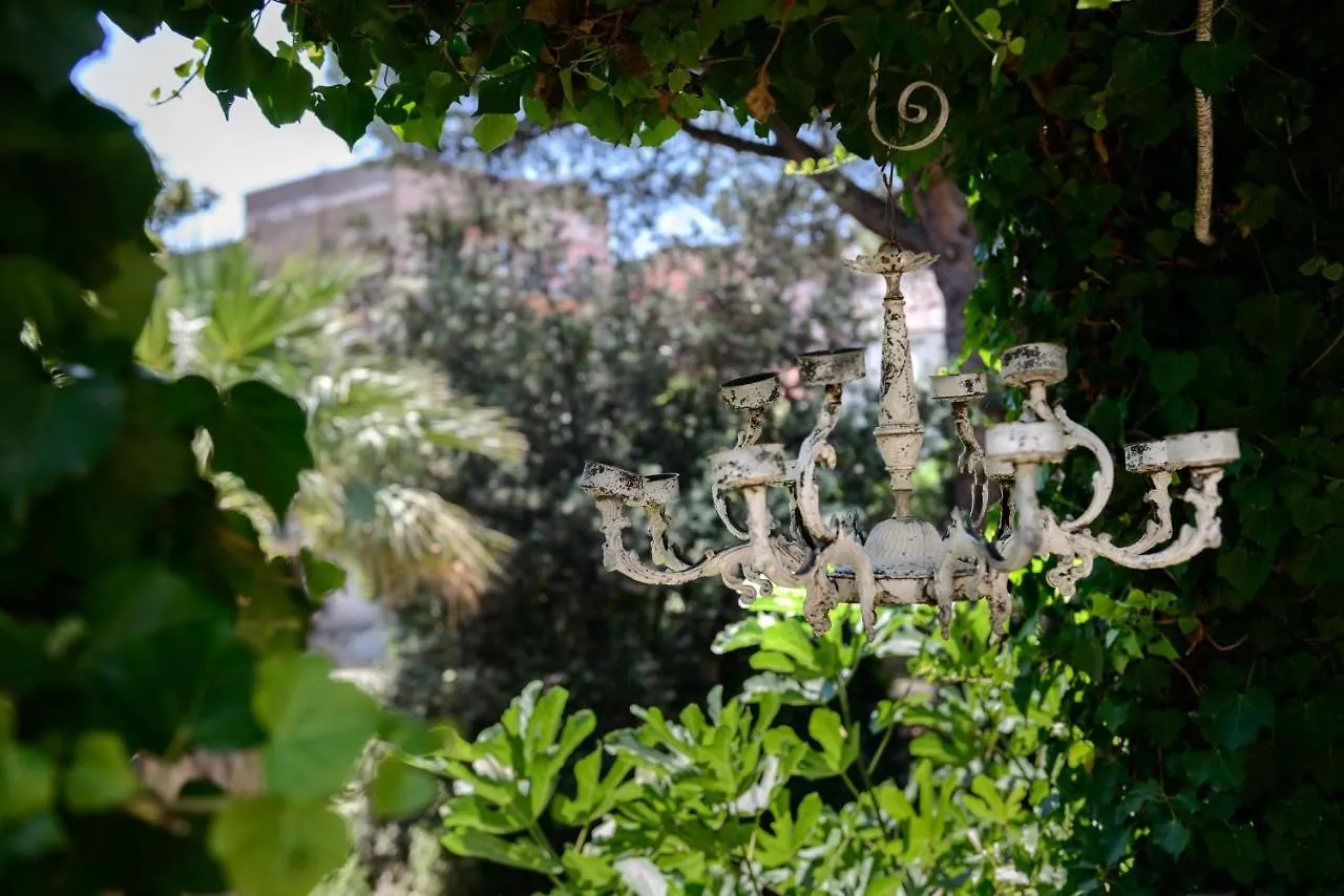 Bed and Breakfast Giardino Segreto à Naples Italie