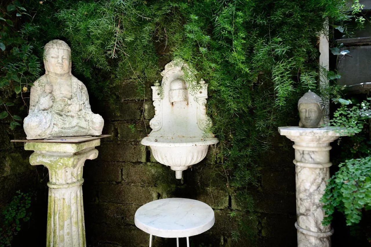Bed and Breakfast Giardino Segreto à Naples Couette-café