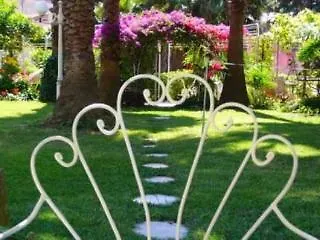 ** Couette-café Bed and Breakfast Giardino Segreto à Naples Italie